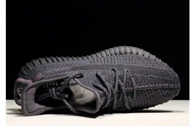 YEEZY FU9006 BLACK V2 ADIDAS 350 MENS BOOST 0528